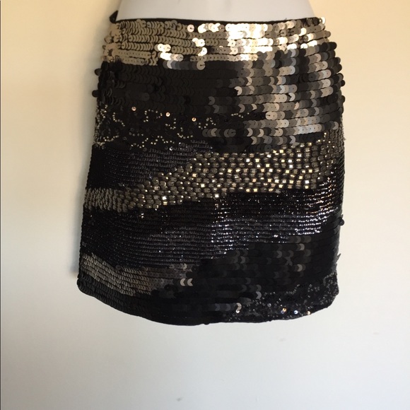 Ludi Dresses & Skirts - Ludi Sequined/Beaded Mini Skirt 12 Black VS